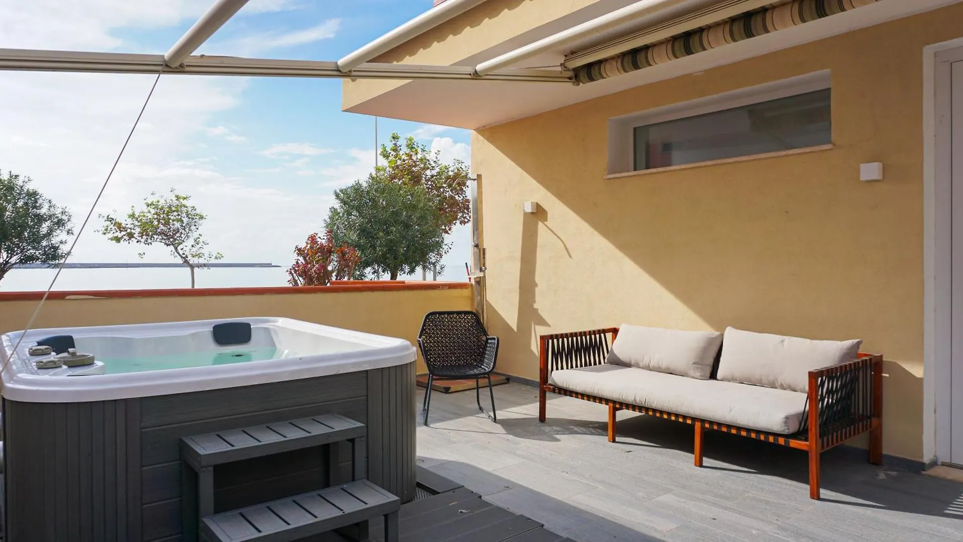 Al 33 - Luxury Apartment 阿尔盖罗